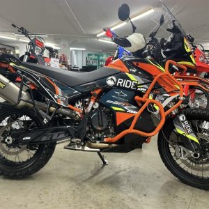 2022 KTM 890 ADV R